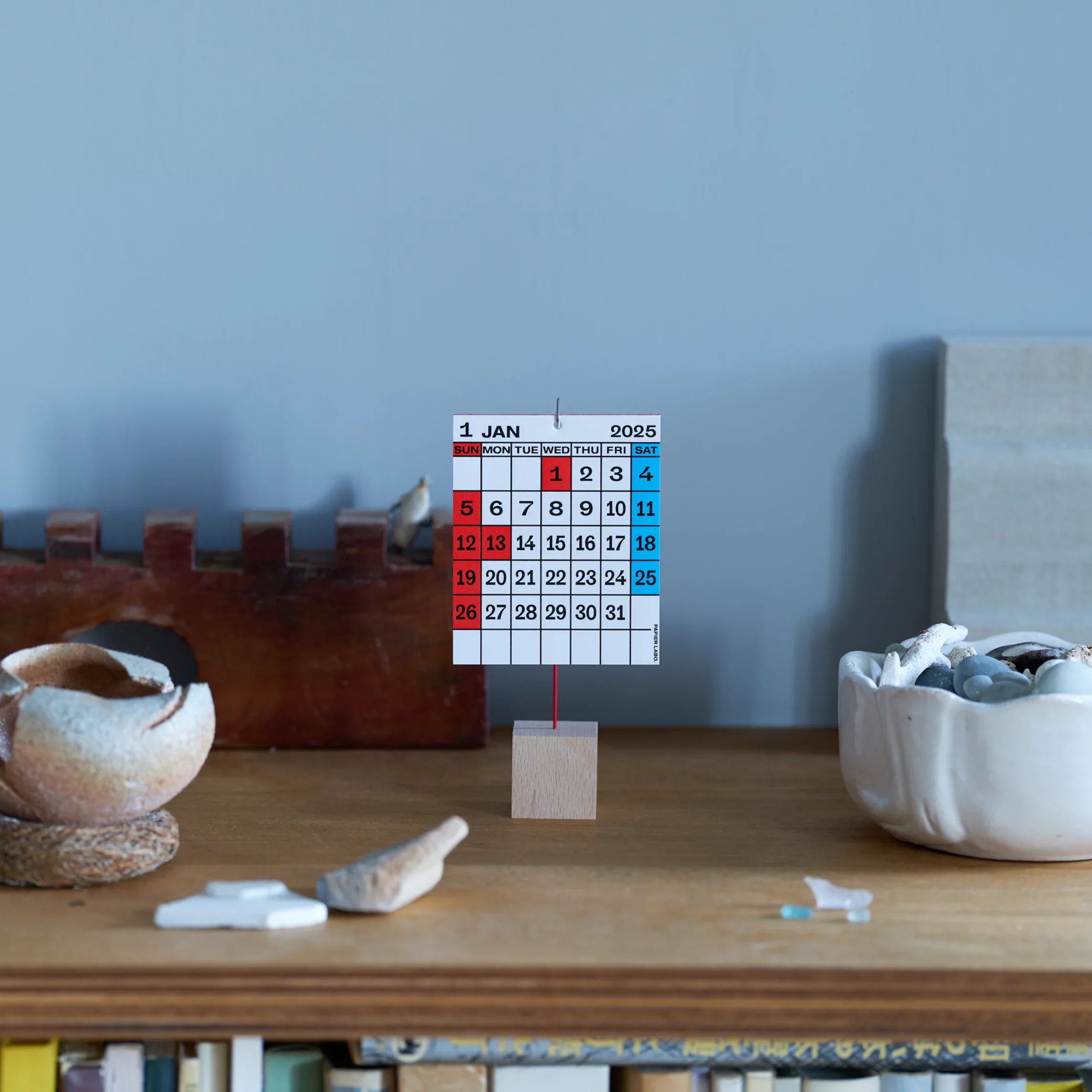 Wire Calendar Stand / Papier Labo. - Image 4