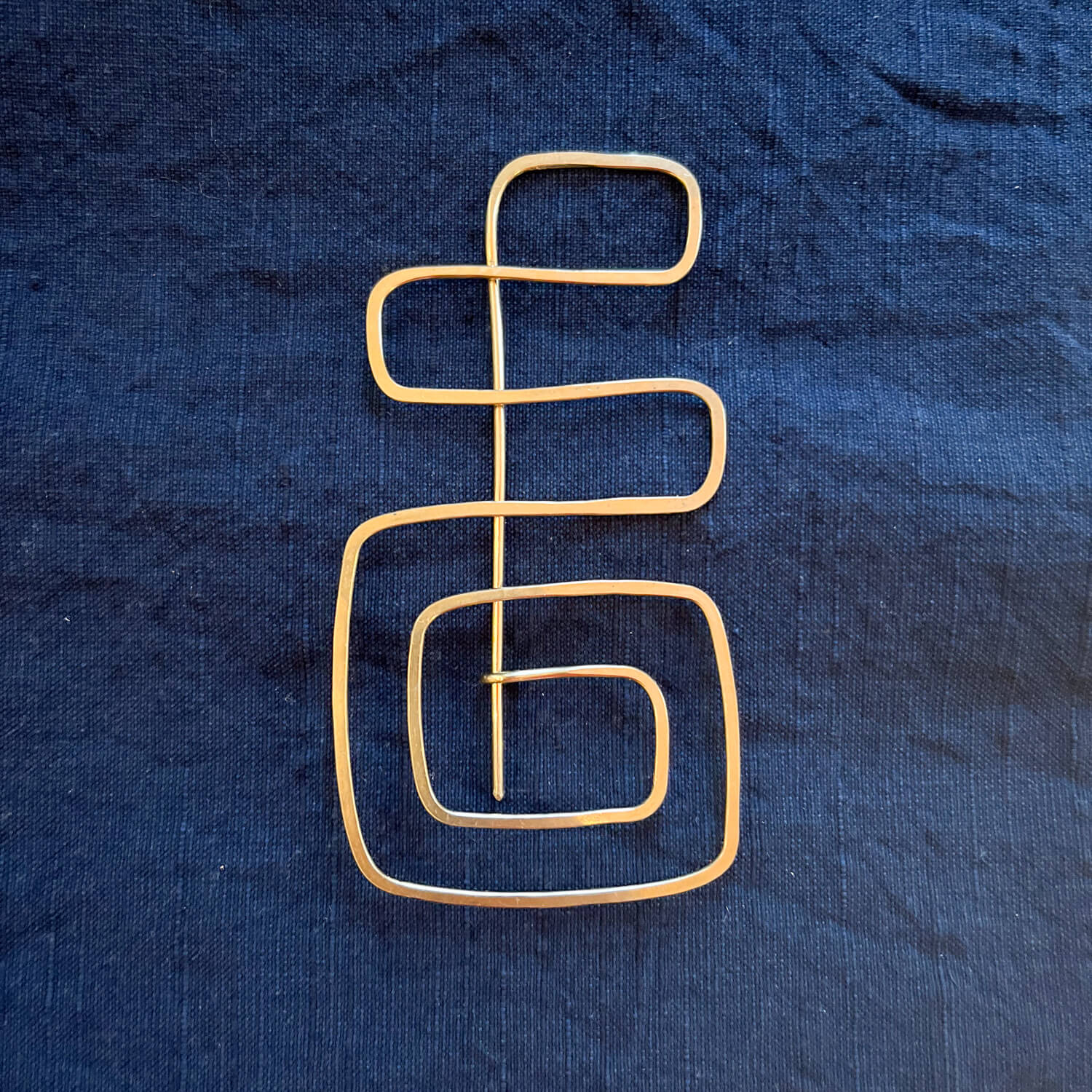 Brooch - Image 15