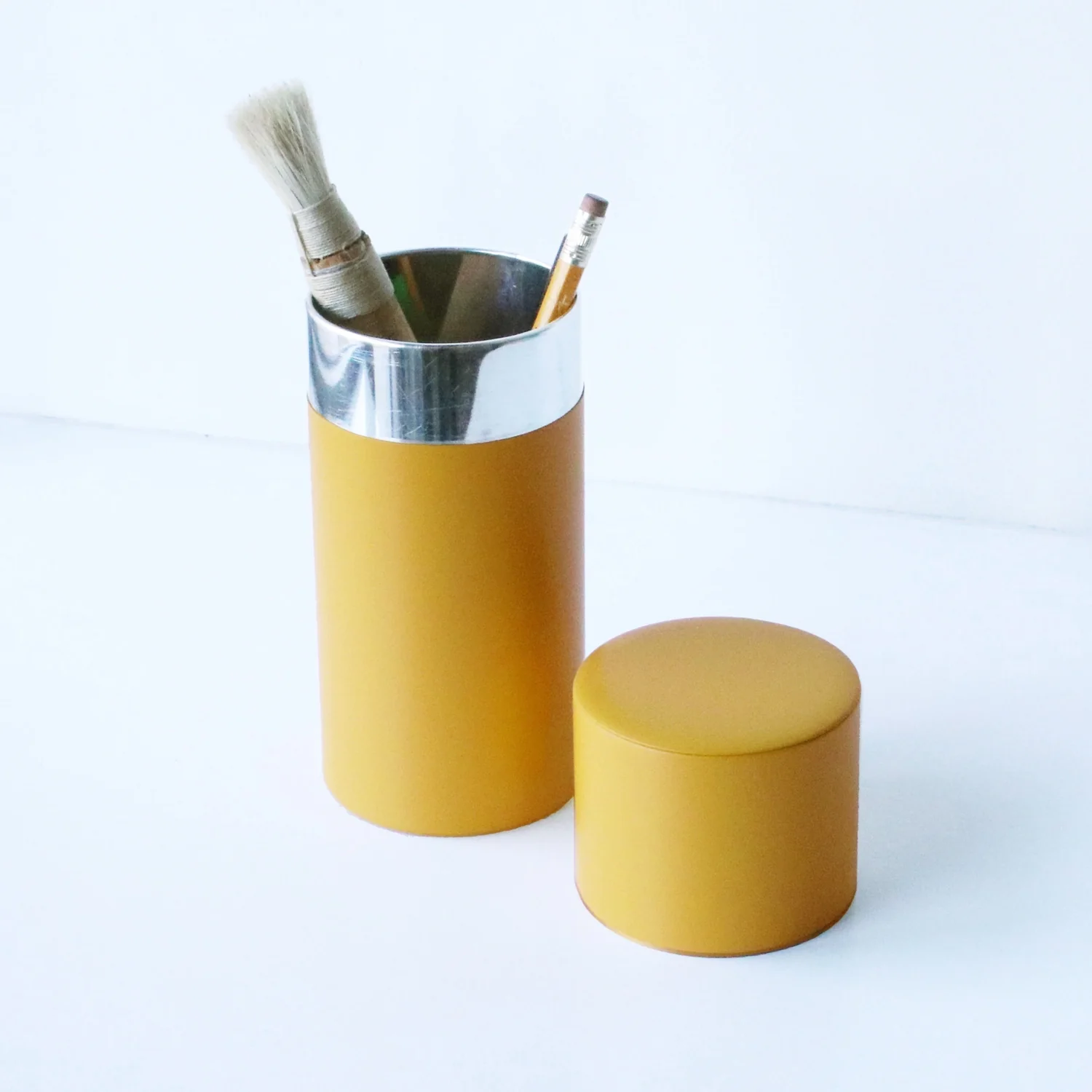 Tin Can Pen Tube / Papier Labo. - Image 2