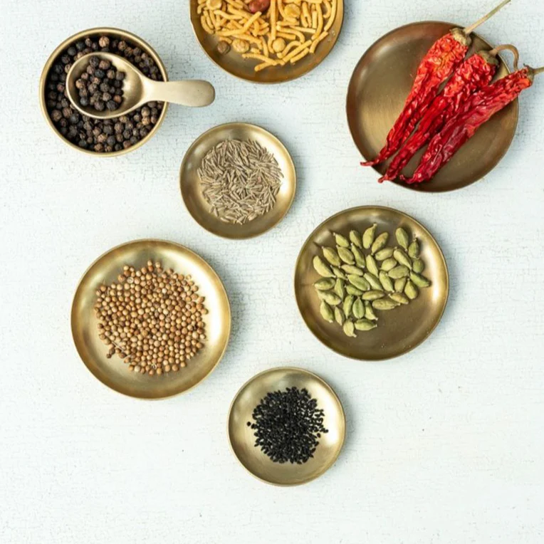 Fog linen work / Brass Plate Round - Image 5