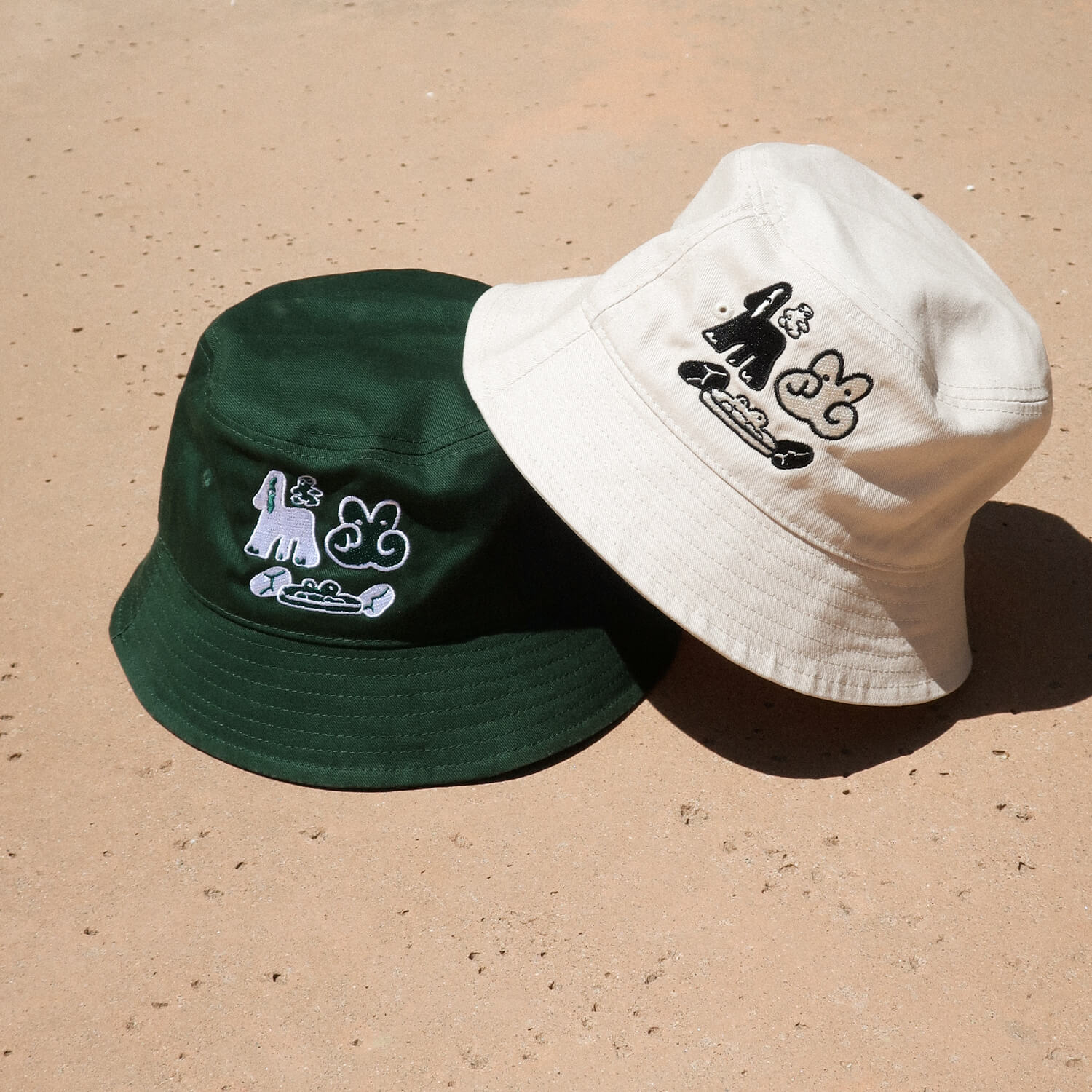 Saigo no Shudan Foursome Bucket Hat Ivory - Image 4
