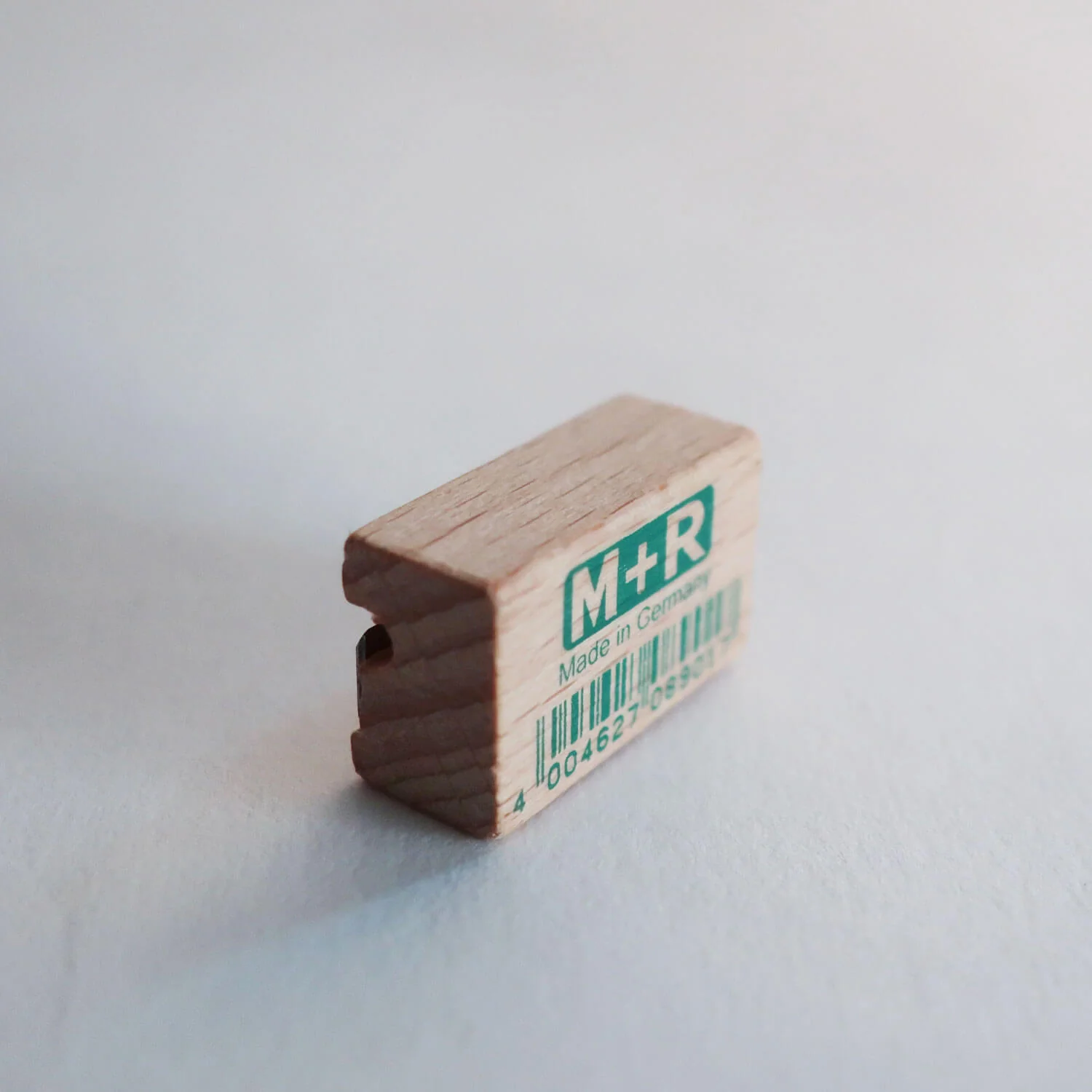 Beechwood Sharpener Single Hole (M+R)