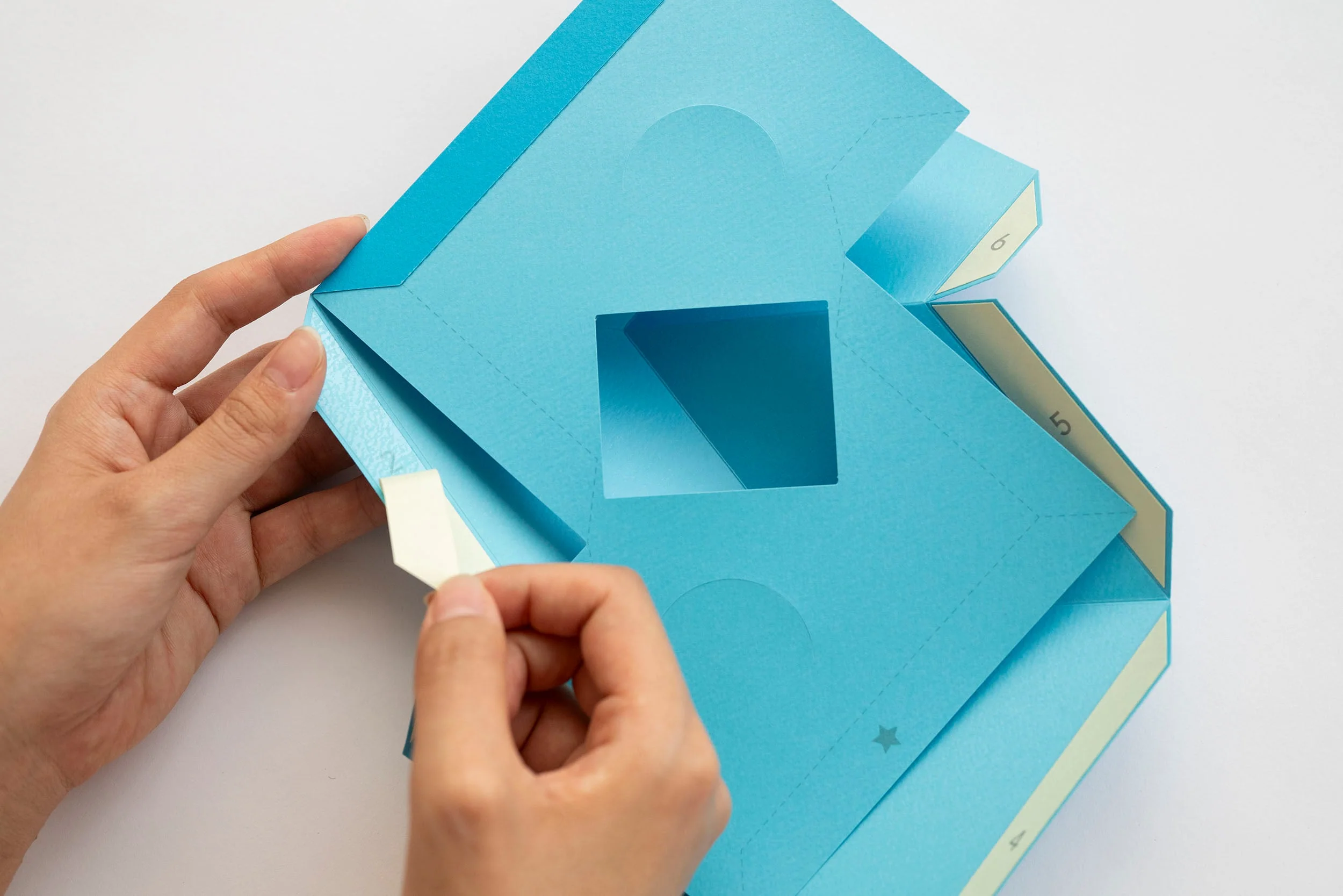 Poster Light - Image 19