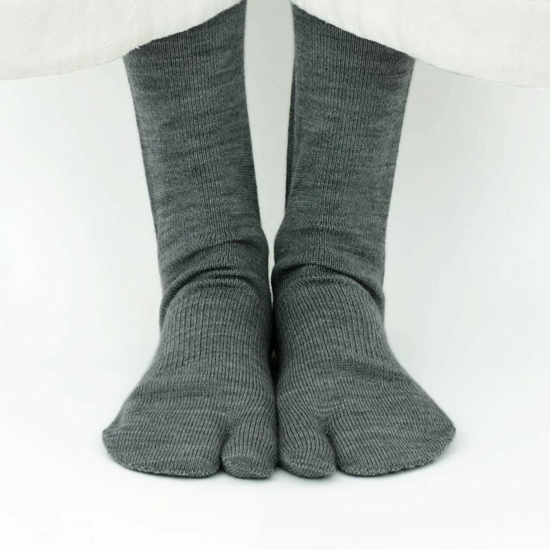Relaxing Travel Socks / Medium - Image 13