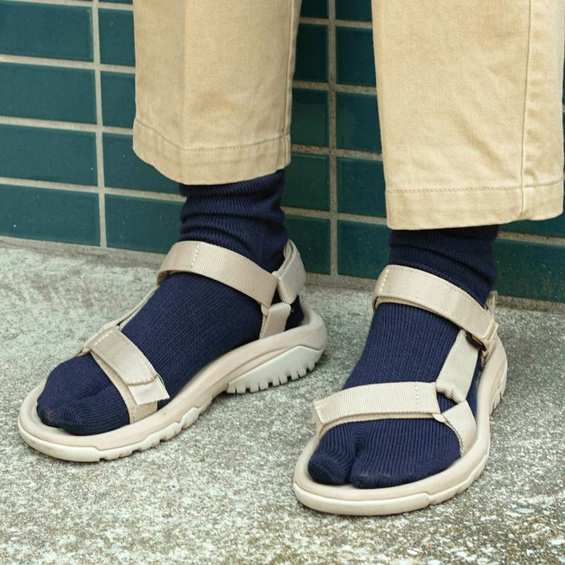 Relaxing Travel Socks / Medium - Image 17