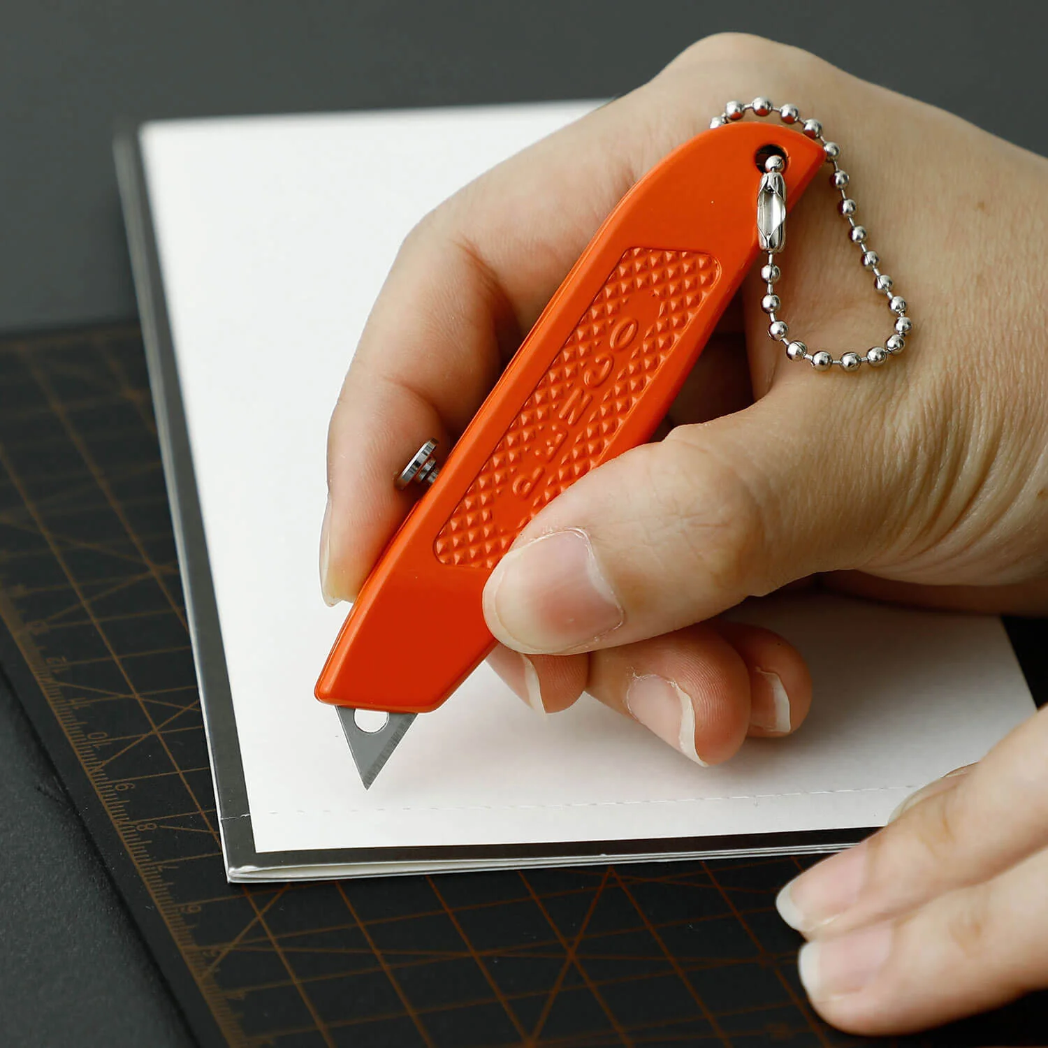 Utility Knife - Image 9